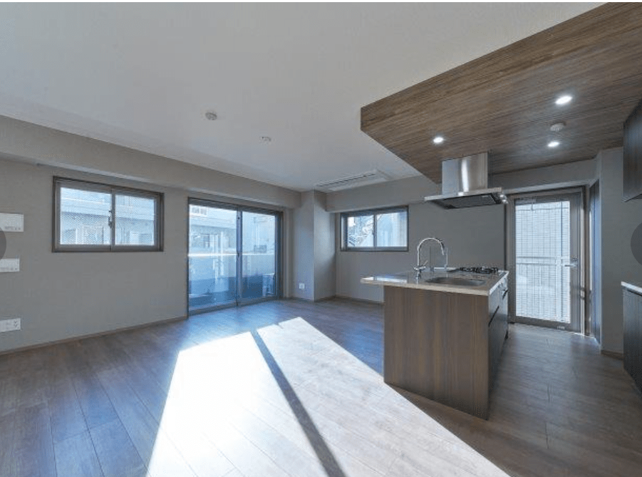 Gaienmae Sta. 2LDK Apartment 1-min