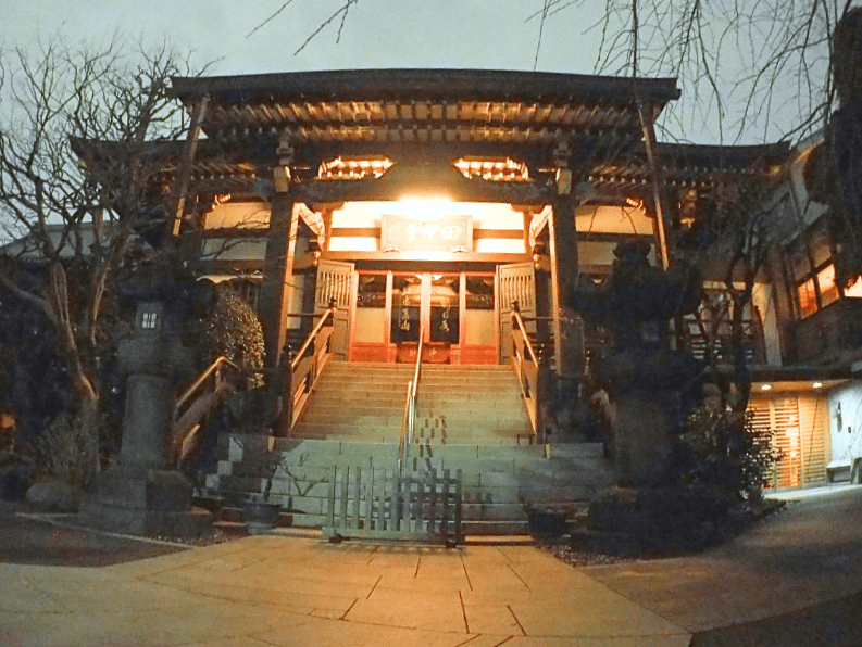 Denchuji Temple in the evening