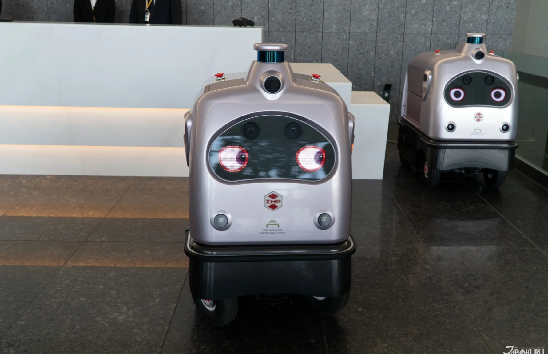 small autonomous mobility vehicles in Takanawa Gateway City