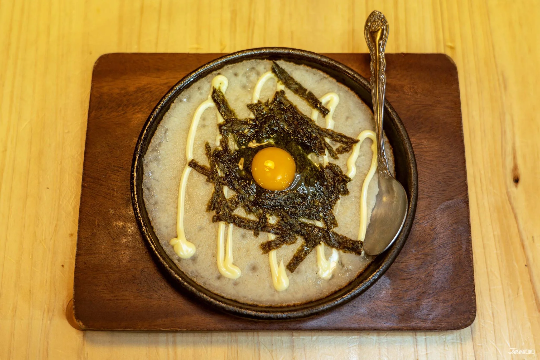 Funwari Yamaimo no Teppanyaki (Grilled Fluffy Grated Yam)