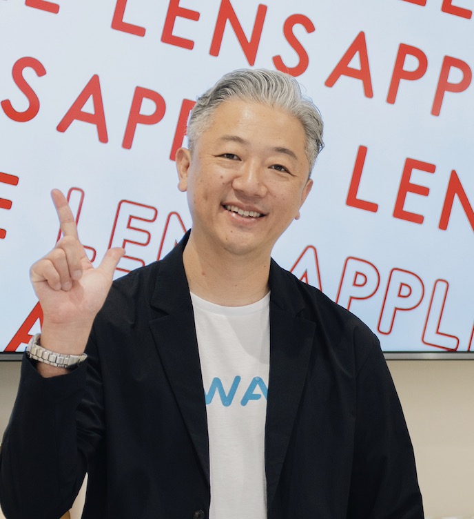Mr. Yoshida, President of Lens Apple