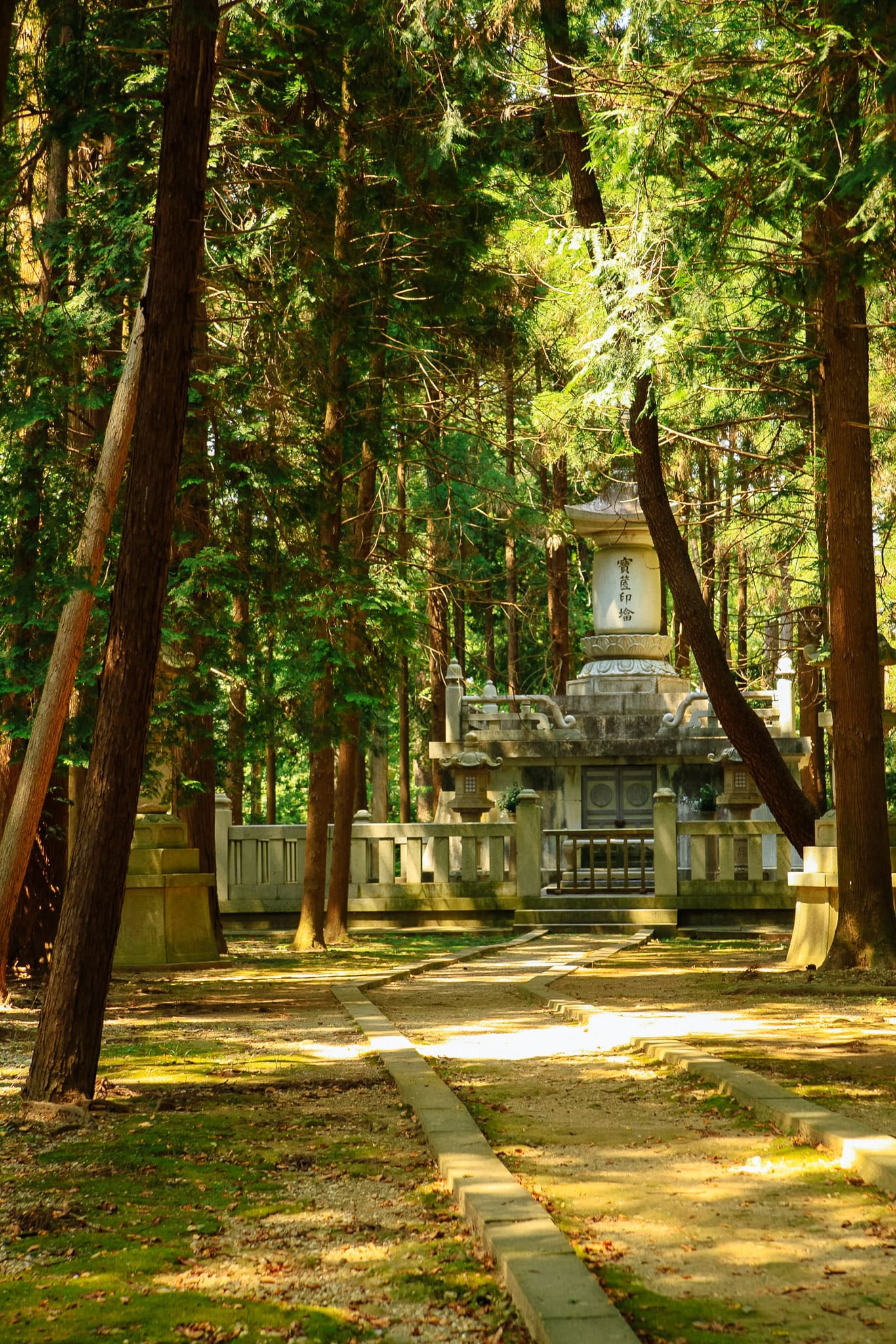 Fox Tomb at Toyokawa Inari Temple