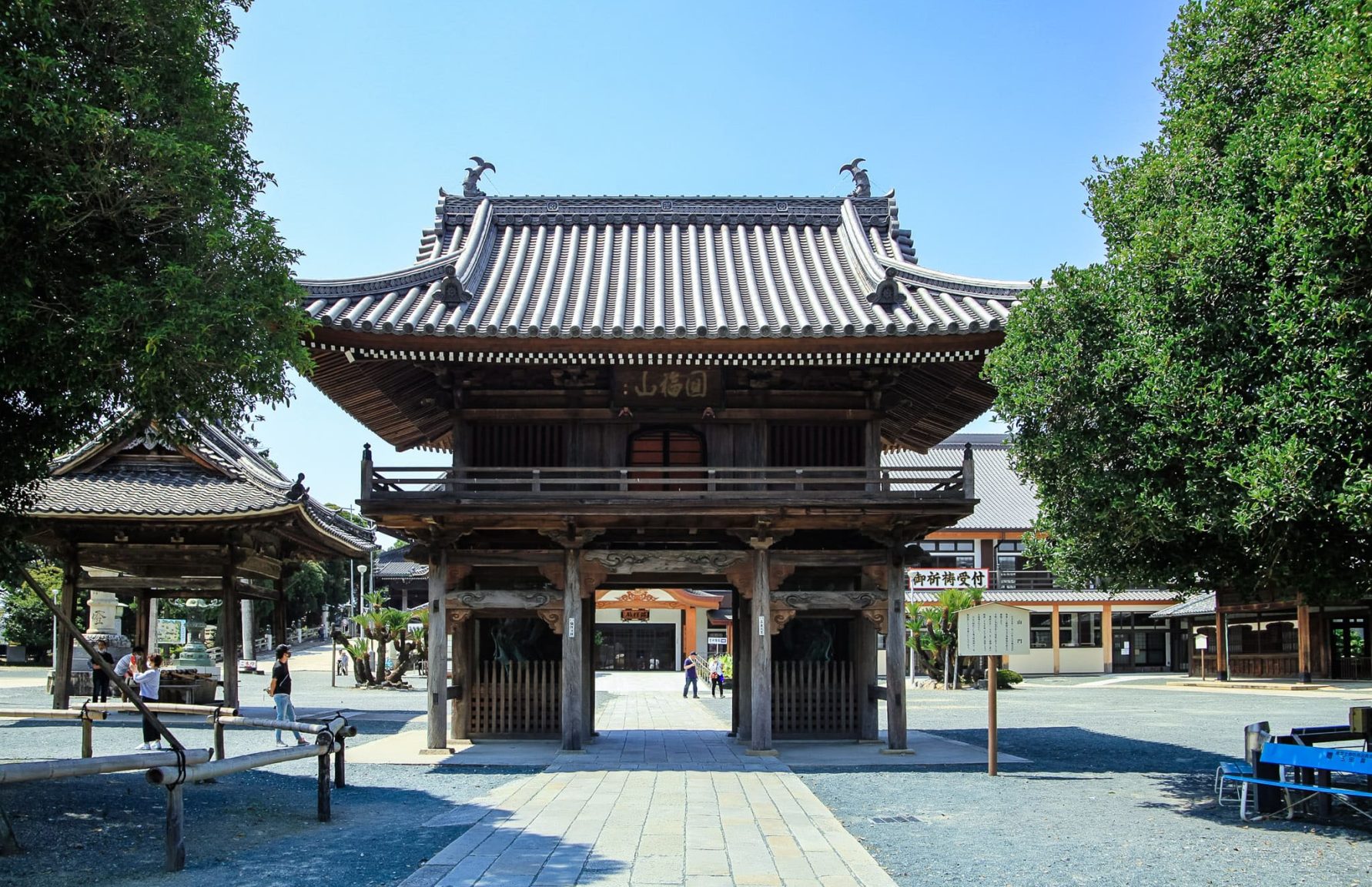 Sanmon Gate at Toyokawa Inari Temple