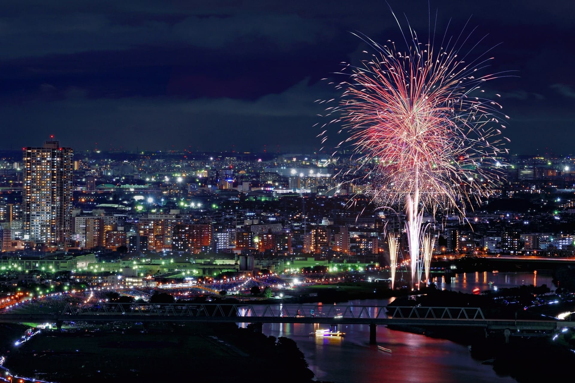 Tokyo Fireworks