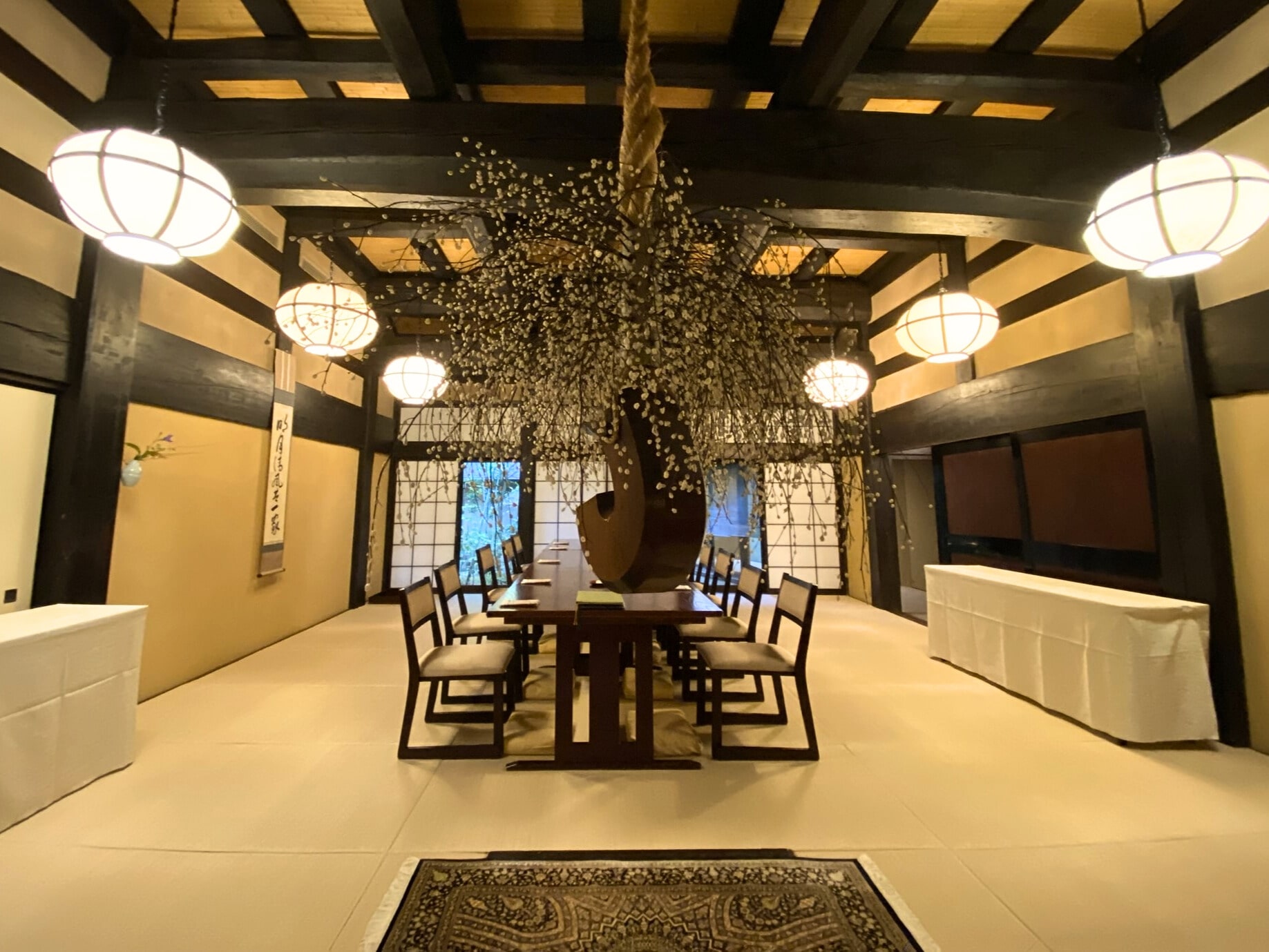 Minokichi Takeshigero Thatched Roof Hall