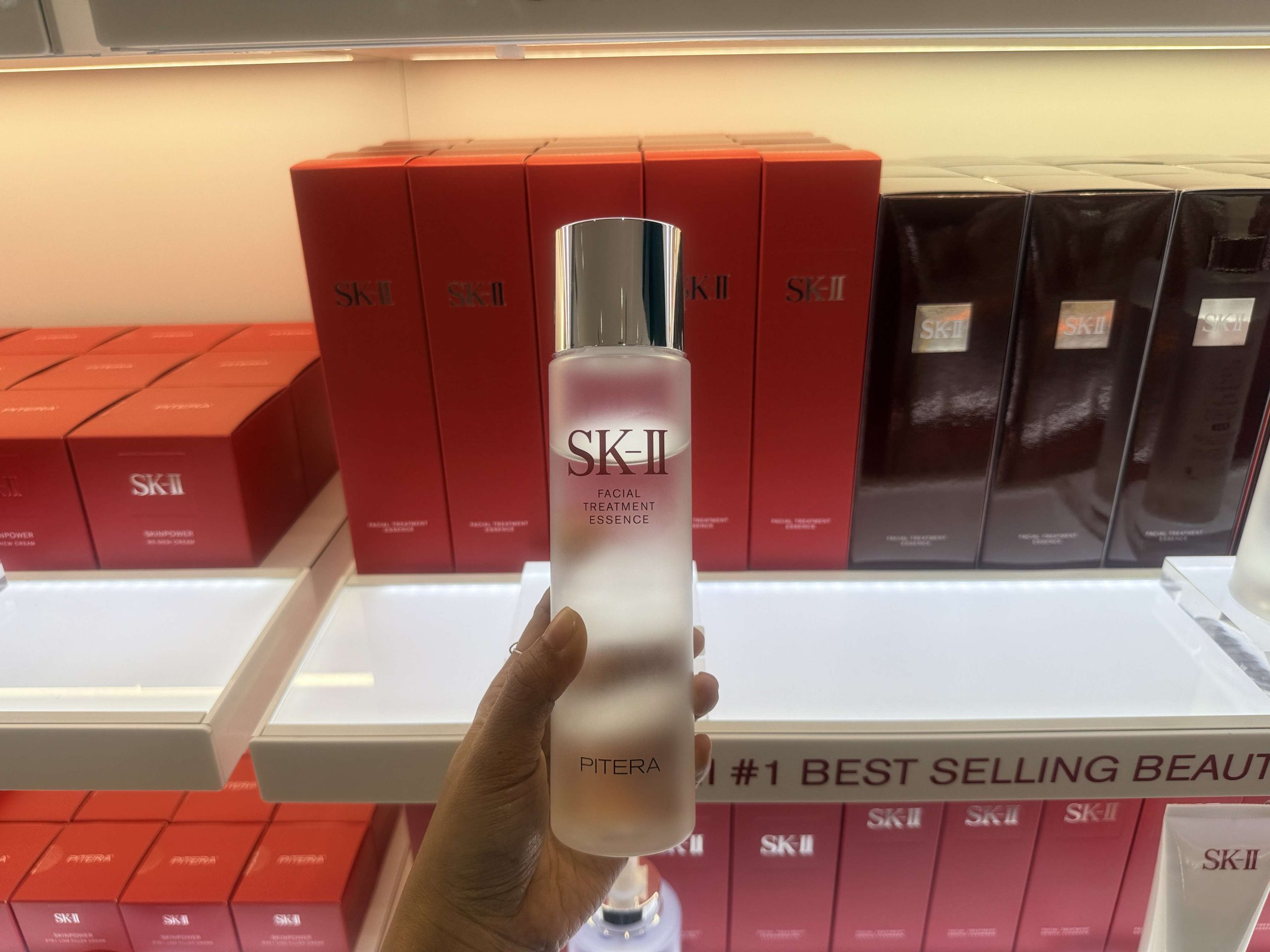 Must-buy items at ANA duty-free shops at the airport