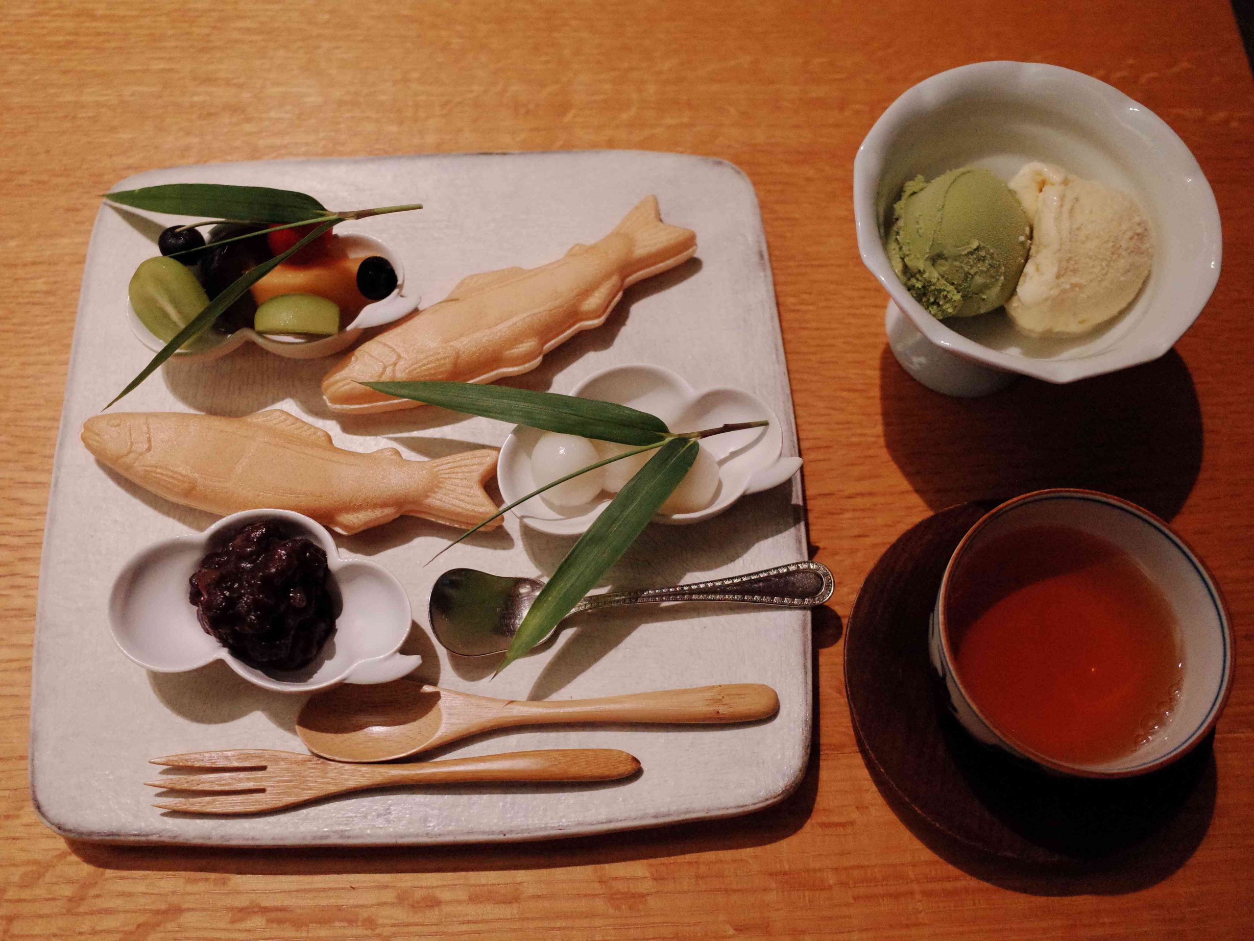 Monaka dessert-making experience at Discover Washoku Tokyo