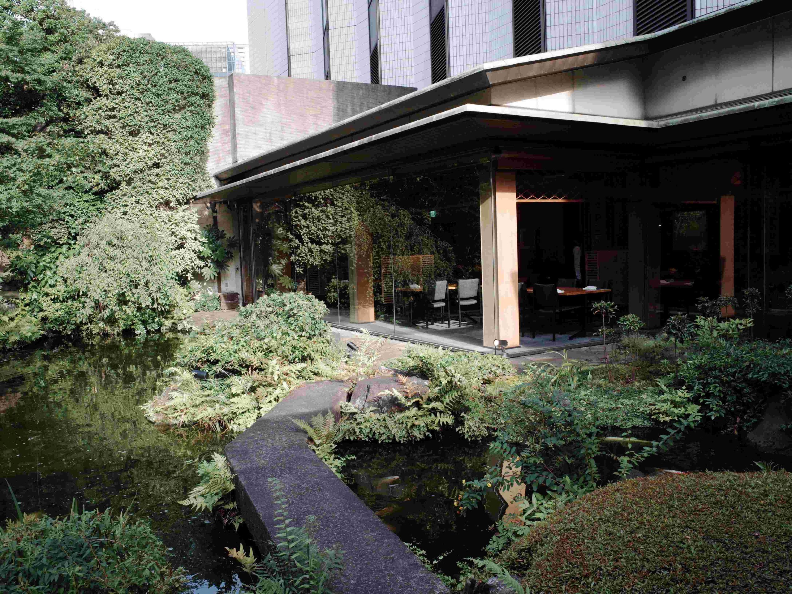 Japanese garden view from UNKAI restaurant at ANA InterContinental Tokyo