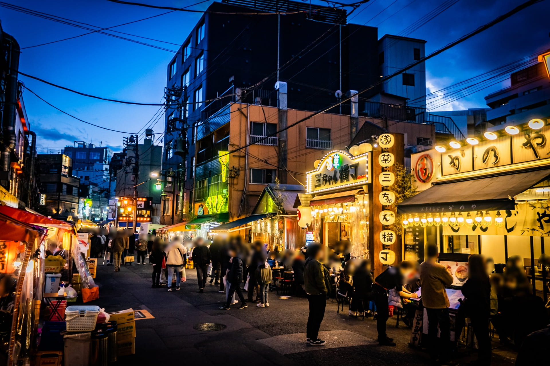 Hoppy dori (street) at night in Asakusa
